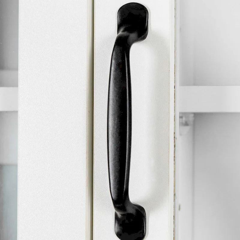 Grande dispensa da cucina con ante in vetro, cassetti e ripiani aperti