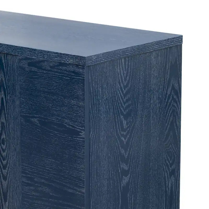 Houten dressoir in traditionele stijl