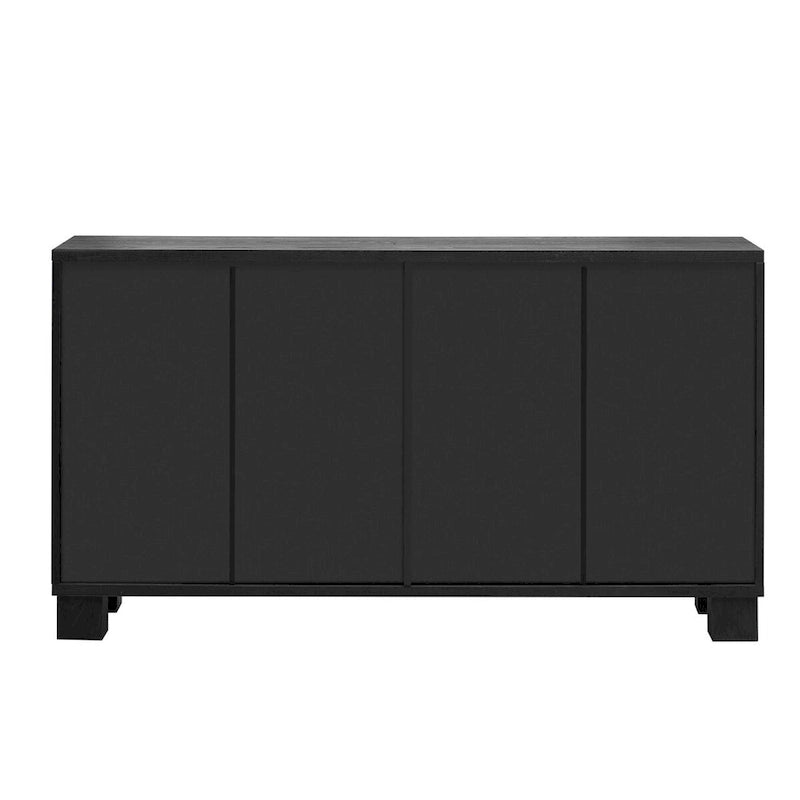 Houten dressoir in traditionele stijl