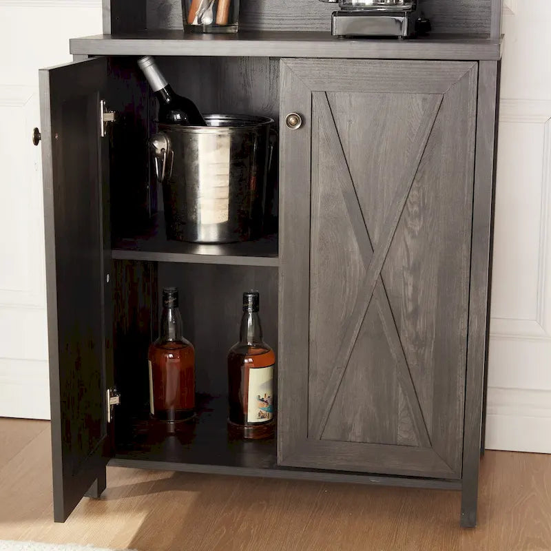 Mobile bar in stile rustico
